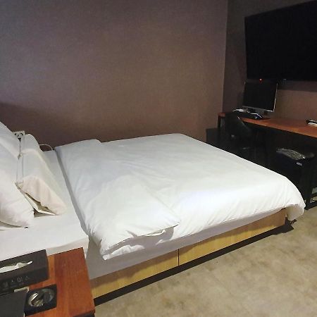 Hotel Soseol Smith Suwon Exterior foto